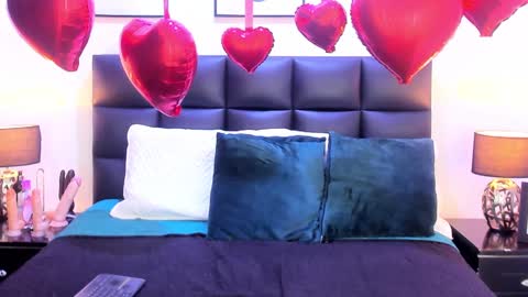 Snapshot of taracarsonn chatting on 02/11/25, 11:22 taracarsonn online show from 02/11/25, 11:22