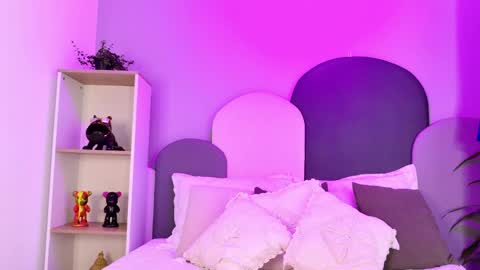 taracarsonn online show from 05/03/26, 03:34