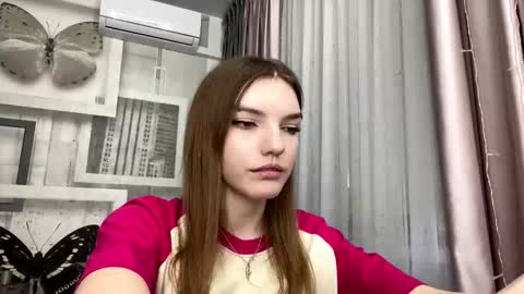 Snapshot of tarahmelaun chatting on 03/11/26, 02:56 Mia online show from 03/11/26, 02:56