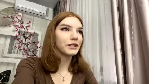 Snapshot of tarahmelaun chatting on 03/21/26, 11:15 Mia online show from 03/21/26, 11:15