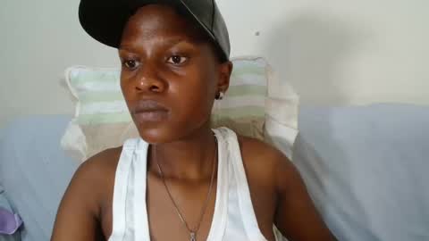 Tara online show from 10/19/25, 04:18