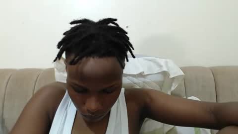 Tara online show from 10/26/25, 05:52