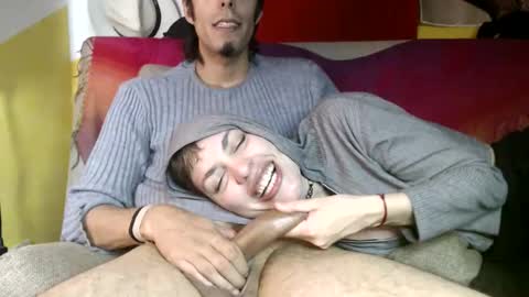 T  J   online show from 04/20/26, 01:41