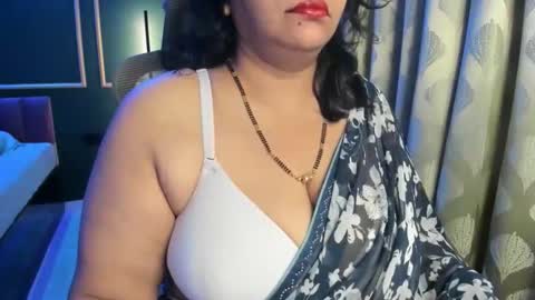 Snapshot of tarivishu23 chatting on 04/02/26, 01:47 tarivishu23 online show from 04/02/26, 01:47