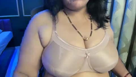 Snapshot of tarivishu23 chatting on 05/06/26, 01:36 tarivishu23 online show from 05/06/26, 01:36