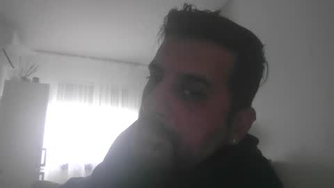 Snapshot of tarkan198 chatting on 12/03/24, 11:01 tarkan198 online show from 12/03/24, 11:01