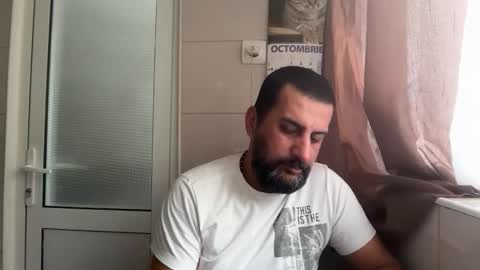 Snapshot of tarkan198 chatting on 10/13/25, 11:32 tarkan198 online show from 10/13/25, 11:32