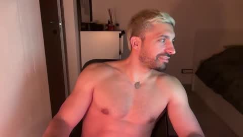 tarquit8 online show from 09/23/25, 09:07