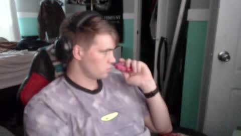 Snapshot of tarus333 chatting on 10/29/25, 07:04 tarus333 online show from 10/29/25, 07:04