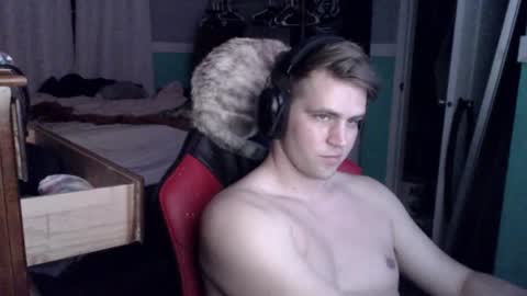 Snapshot of tarus333 chatting on 10/31/25, 08:48 tarus333 online show from 10/31/25, 08:48