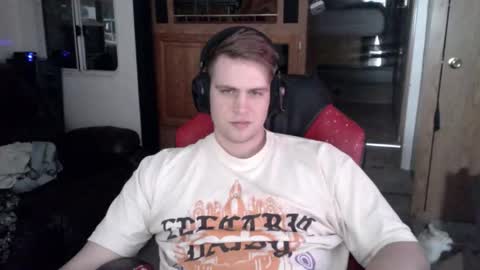 Snapshot of tarus333 chatting on 02/12/26, 07:25 tarus333 online show from 02/12/26, 07:25