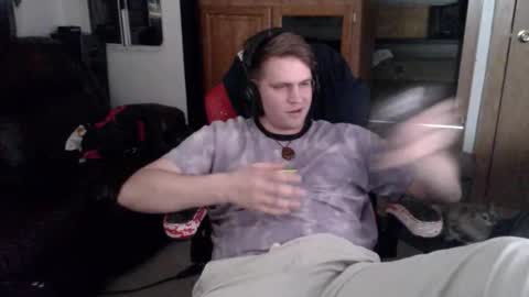 Snapshot of tarus333 chatting on 03/05/26, 04:52 tarus333 online show from 03/05/26, 04:52