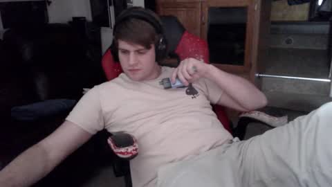 Snapshot of tarus333 chatting on 03/17/26, 03:33 tarus333 online show from 03/17/26, 03:33