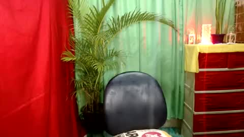 Snapshot of tarzan_boy69 chatting on 02/06/26, 07:06 TARZAN online show from 02/06/26, 07:06