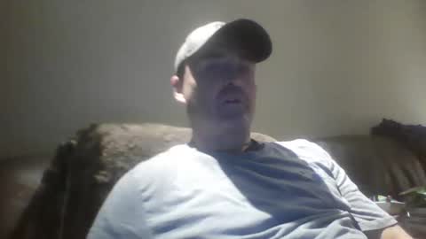 Snapshot of tarzeny77 chatting on 12/21/25, 03:24 tarzeny77 online show from 12/21/25, 03:24