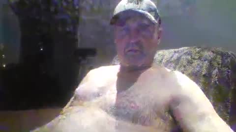 Snapshot of tarzeny77 chatting on 01/14/26, 02:06 tarzeny77 online show from 01/14/26, 02:06