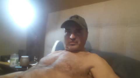 Snapshot of tarzeny77 chatting on 02/01/26, 11:47 tarzeny77 online show from 02/01/26, 11:47