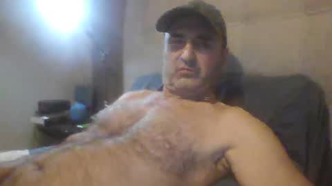 Snapshot of tarzeny77 chatting on 02/14/26, 04:04 tarzeny77 online show from 02/14/26, 04:04