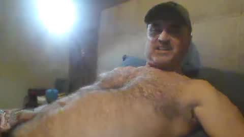 Snapshot of tarzeny77 chatting on 02/22/26, 01:51 tarzeny77 online show from 02/22/26, 01:51