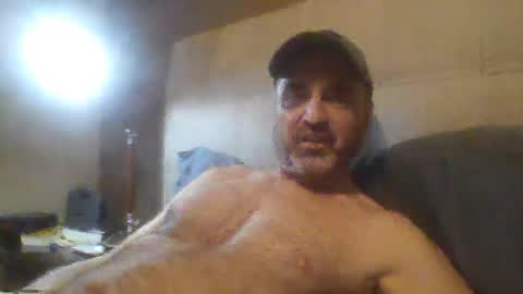 Snapshot of tarzeny77 chatting on 02/28/26, 10:44 tarzeny77 online show from 02/28/26, 10:44