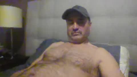 Snapshot of tarzeny77 chatting on 04/08/26, 03:50 tarzeny77 online show from 04/08/26, 03:50