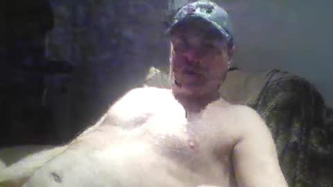 Snapshot of tarzeny77 chatting on 04/29/26, 02:04 tarzeny77 online show from 04/29/26, 02:04
