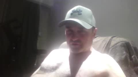 Snapshot of tarzeny77 chatting on 05/07/26, 01:44 tarzeny77 online show from 05/07/26, 01:44