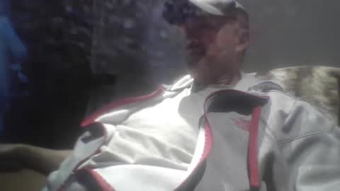 Snapshot of tarzeny77 chatting on 05/24/26, 04:12 tarzeny77 online show from 05/24/26, 04:12