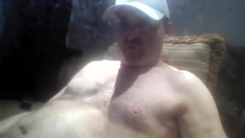 Snapshot of tarzeny77 chatting on 06/17/26, 10:32 tarzeny77 online show from 06/17/26, 10:32
