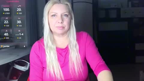 Tasha  Moon online show from 12/04/25, 06:27
