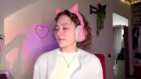 Darlin online show from 05/06/26, 10:26
