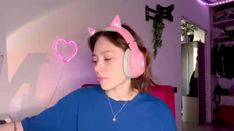 Darlin online show from 05/13/26, 10:17