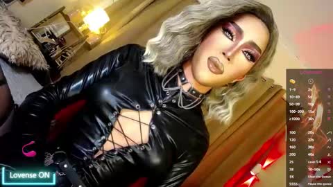 tasteaddict_ online show from 11/08/25, 06:35