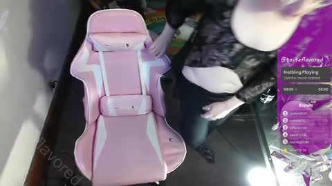 Snapshot of tasteflavored_femboy chatting on 03/11/25, 12:50 Taste online show from 03/11/25, 12:50