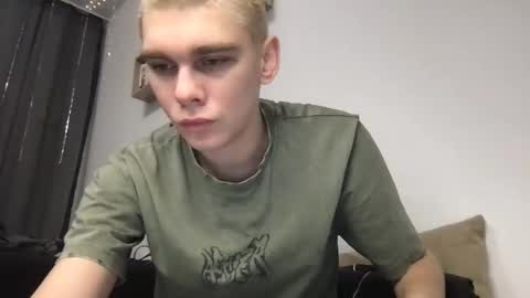 Snapshot of tasteithorny chatting on 01/10/25, 04:54 tasteithorny online show from 01/10/25, 04:54