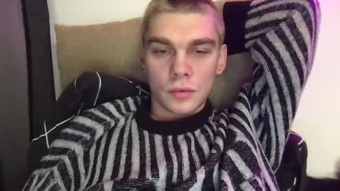 Snapshot of tasteithorny chatting on 01/20/25, 03:39 tasteithorny online show from 01/20/25, 03:39