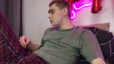 Snapshot of tasteithorny chatting on 01/27/25, 08:17 tasteithorny online show from 01/27/25, 08:17