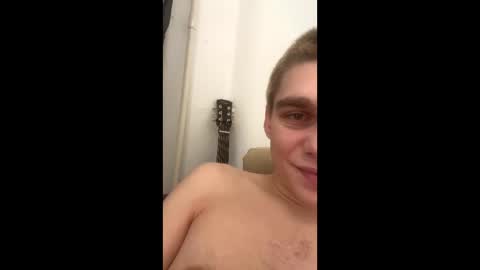 Snapshot of tasteithorny chatting on 02/11/25, 10:15 tasteithorny online show from 02/11/25, 10:15