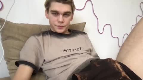 Snapshot of tasteithorny chatting on 03/11/25, 09:56 tasteithorny online show from 03/11/25, 09:56