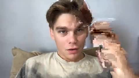 Snapshot of tasteithorny chatting on 09/20/25, 07:20 tasteithorny online show from 09/20/25, 07:20