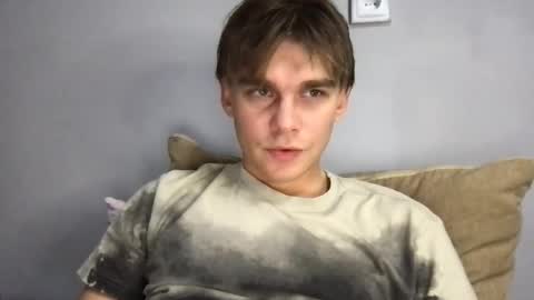 Snapshot of tasteithorny chatting on 09/25/25, 08:01 tasteithorny online show from 09/25/25, 08:01