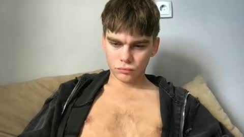 Snapshot of tasteithorny chatting on 09/30/25, 06:40 tasteithorny online show from 09/30/25, 06:40