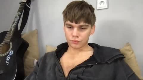 Snapshot of tasteithorny chatting on 10/10/25, 06:34 tasteithorny online show from 10/10/25, 06:34