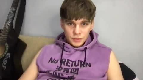 Snapshot of tasteithorny chatting on 10/13/25, 05:24 tasteithorny online show from 10/13/25, 05:24