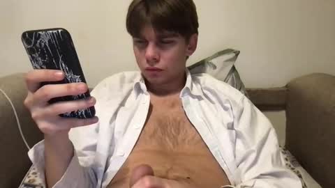 Snapshot of tasteithorny chatting on 11/18/25, 05:56 tasteithorny online show from 11/18/25, 05:56