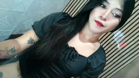 Snapshot of tasteofinnocent69 chatting on 11/05/25, 06:46 online show from 11/05/25, 06:46