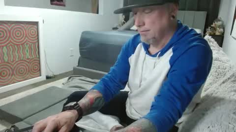 Snapshot of tasticass1973 chatting on 02/27/25, 03:37 Tasticass1973 online show from 02/27/25, 03:37