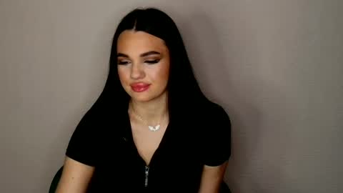 tasty_babyy online show from 12/04/24, 07:23