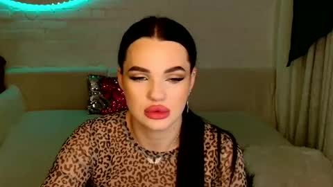 tasty_babyy online show from 01/17/25, 04:36