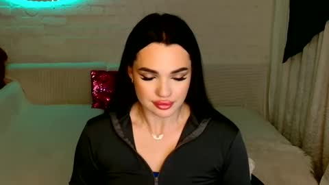 tasty_babyy online show from 03/10/25, 07:40